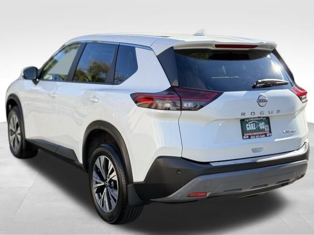 2023 Nissan Rogue SV Image 8 of 45