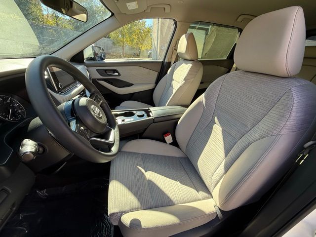 2023 Nissan Rogue SV Image 20 of 45