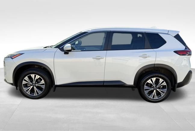 2023 Nissan Rogue SV Image 9 of 45