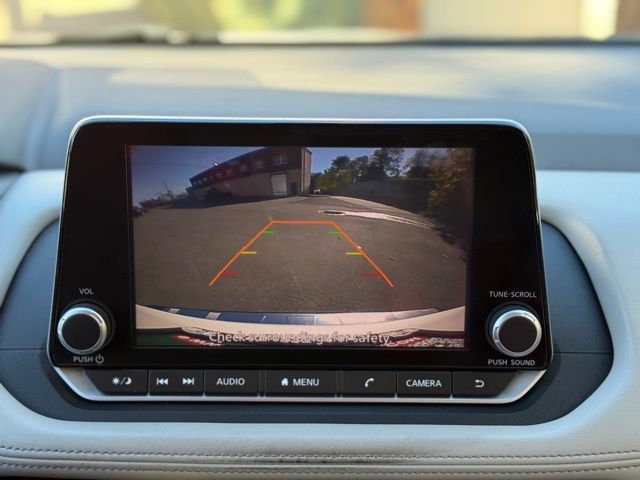 2023 Nissan Rogue SV Image 30 of 45