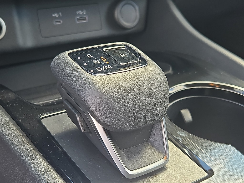 2023 Nissan Rogue SV Image 28 of 31