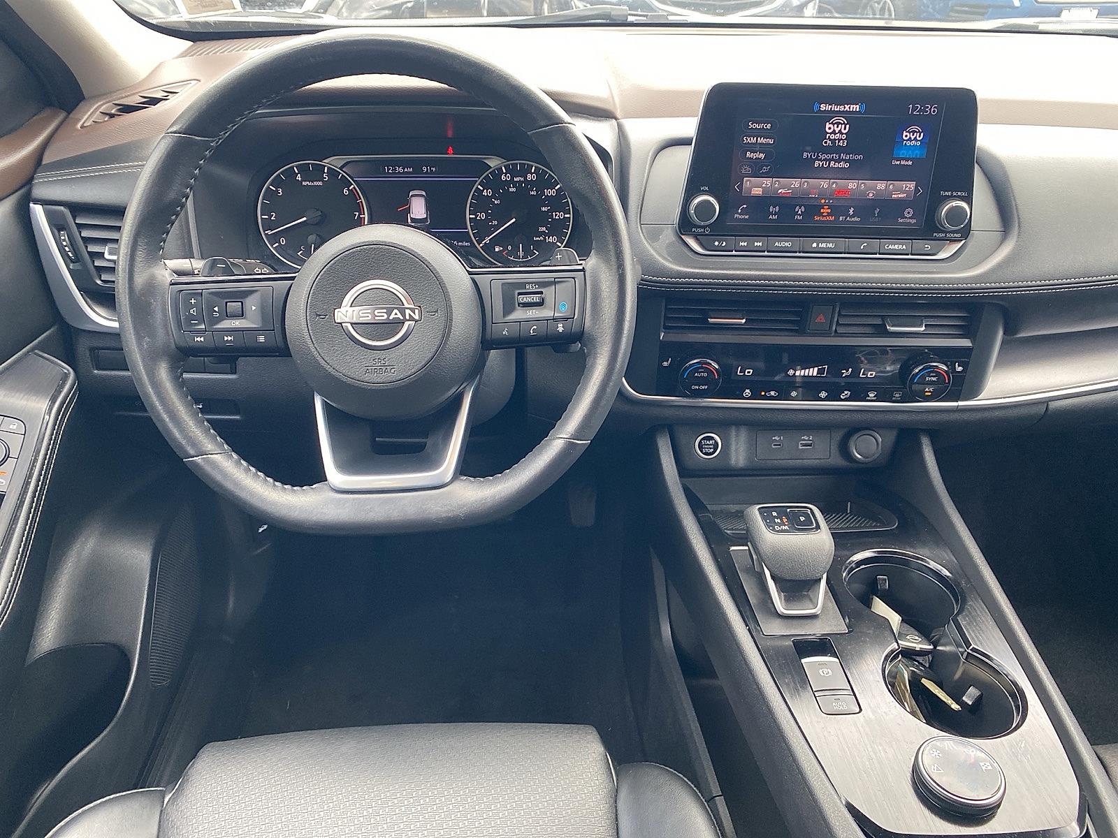 Vehicle image 13 of 27