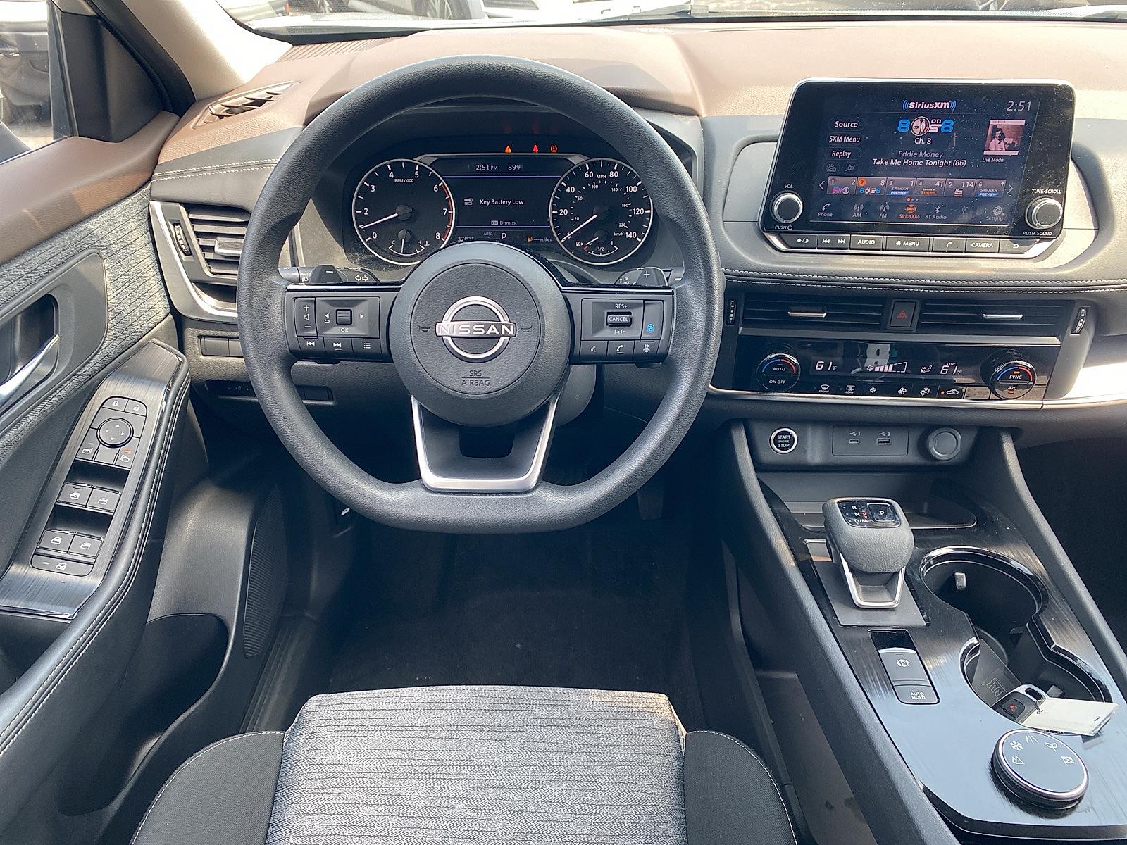 Vehicle image 12 of 26
