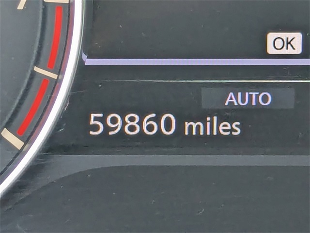 2023 Nissan Rogue SV Image 19 of 32