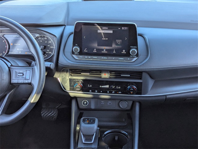 2023 Nissan Rogue SV Image 13 of 32