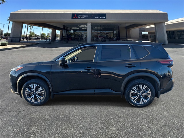 2023 Nissan Rogue SV Image 6 of 32