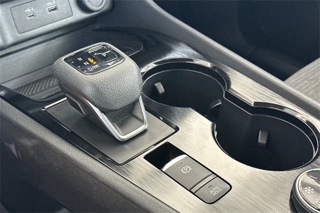 2023 Nissan Rogue SV Image 41 of 78