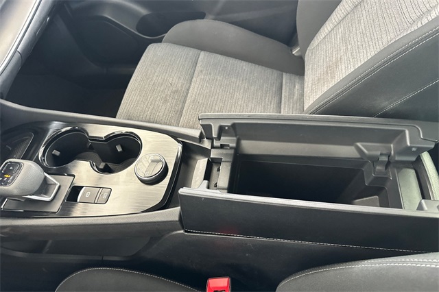 2023 Nissan Rogue SV Image 42 of 78