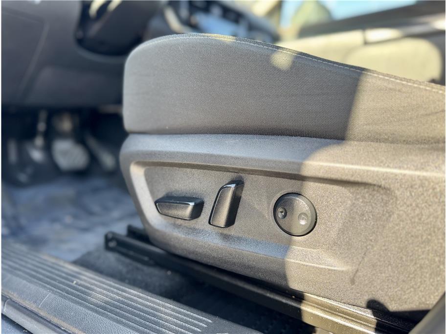 2023 Nissan Rogue SV Image 24 of 24