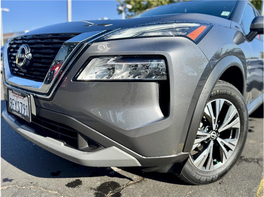 2023 Nissan Rogue SV Image 19 of 24