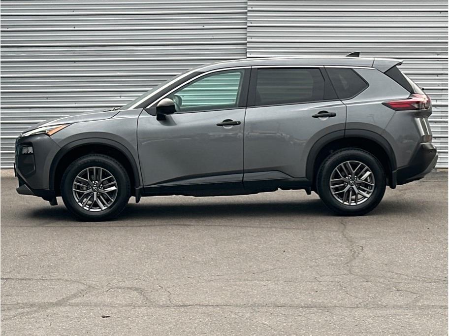 2023 Nissan Rogue S Image 12 of 25