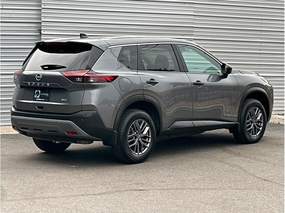 2023 Nissan Rogue S Image 9 of 25