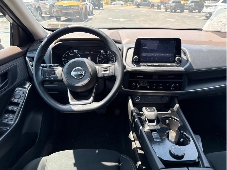 2023 Nissan Rogue S Image 18 of 25
