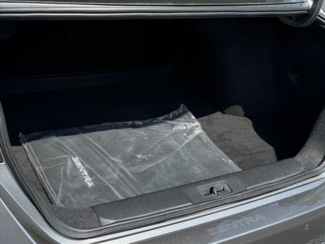 Vehicle image 20 of 22