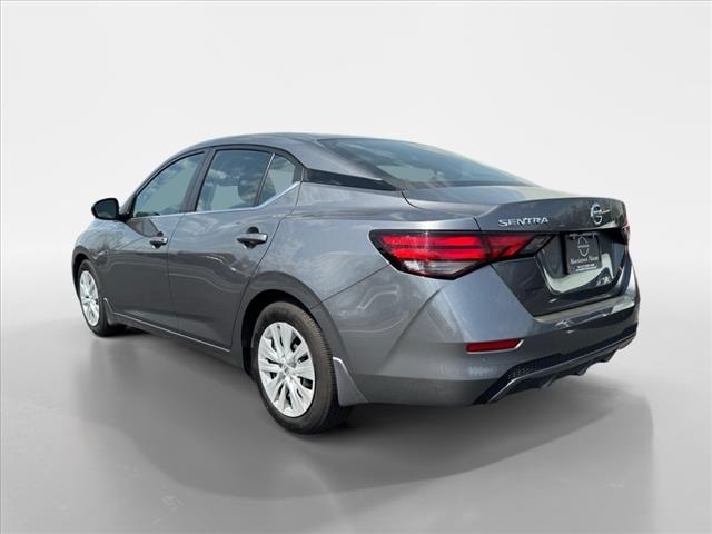 Vehicle image 7 of 22
