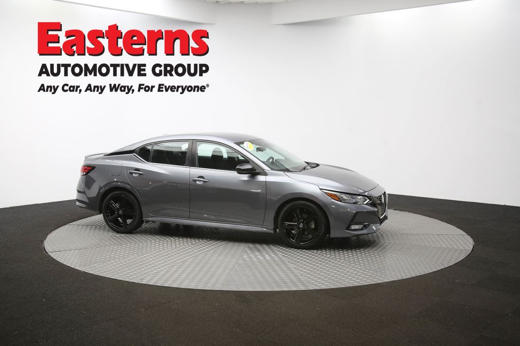 2023 Nissan Sentra SR Image 10 of 64