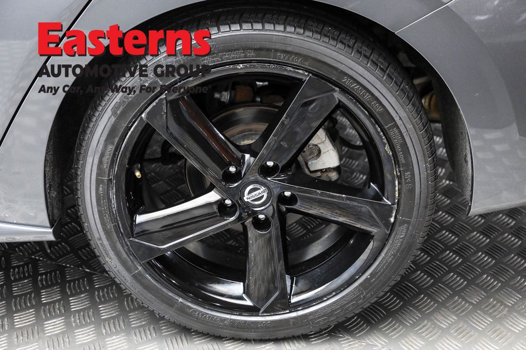 2023 Nissan Sentra SR Image 38 of 64