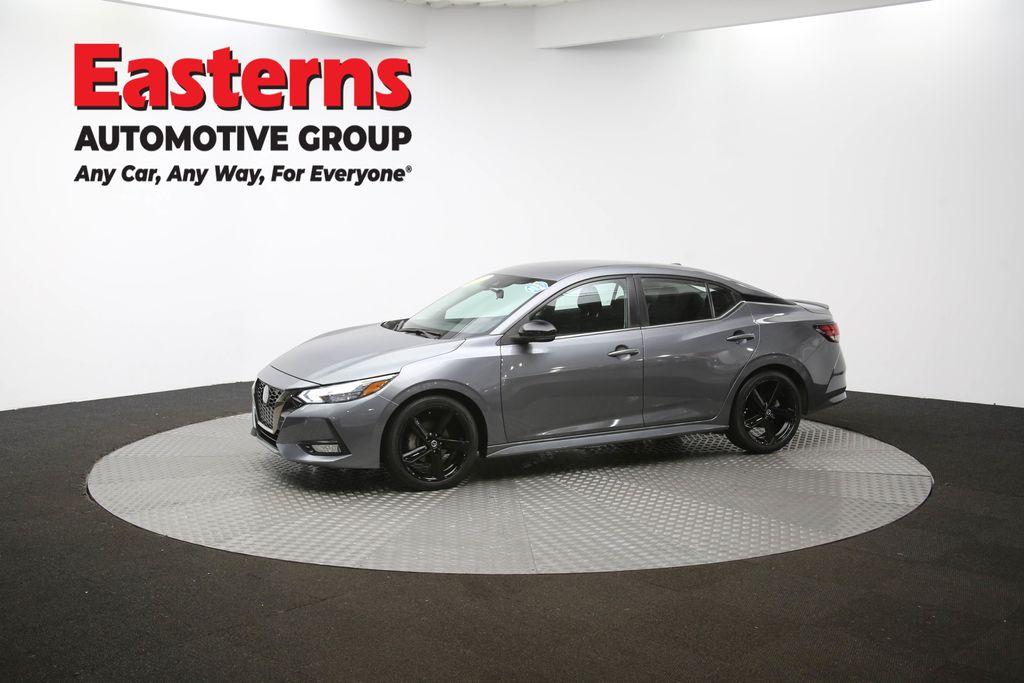 2023 Nissan Sentra SR Image 2 of 64