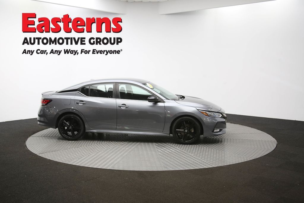 2023 Nissan Sentra SR Image 18 of 64