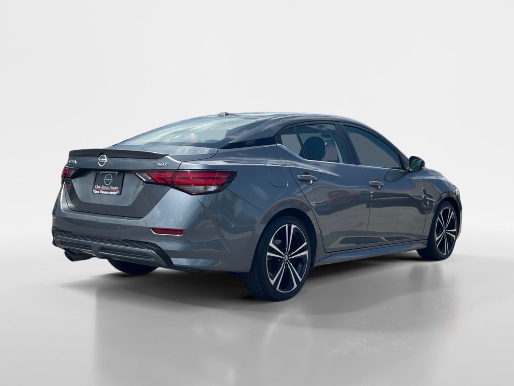 Vehicle image 5 of 25