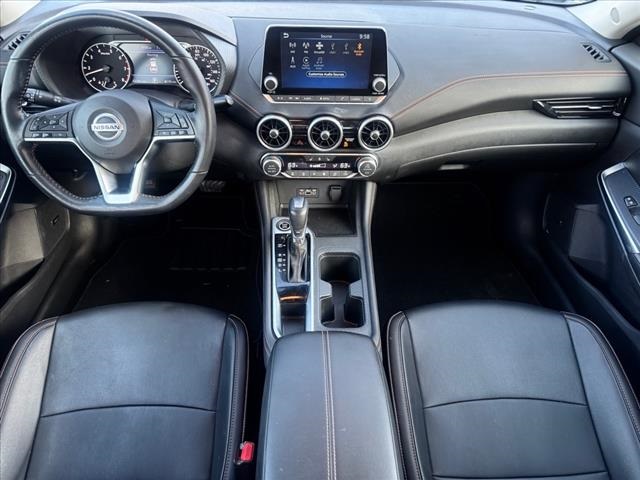 Vehicle image 9 of 25