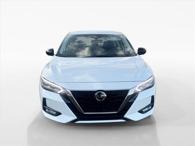 Vehicle image 2 of 25