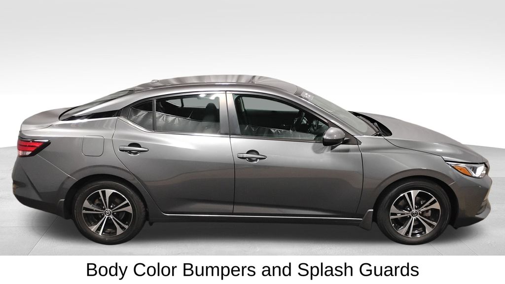 Vehicle image 4 of 33