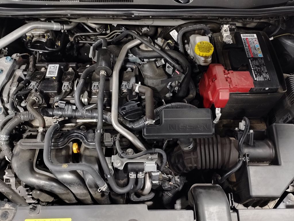 Vehicle image 9 of 33