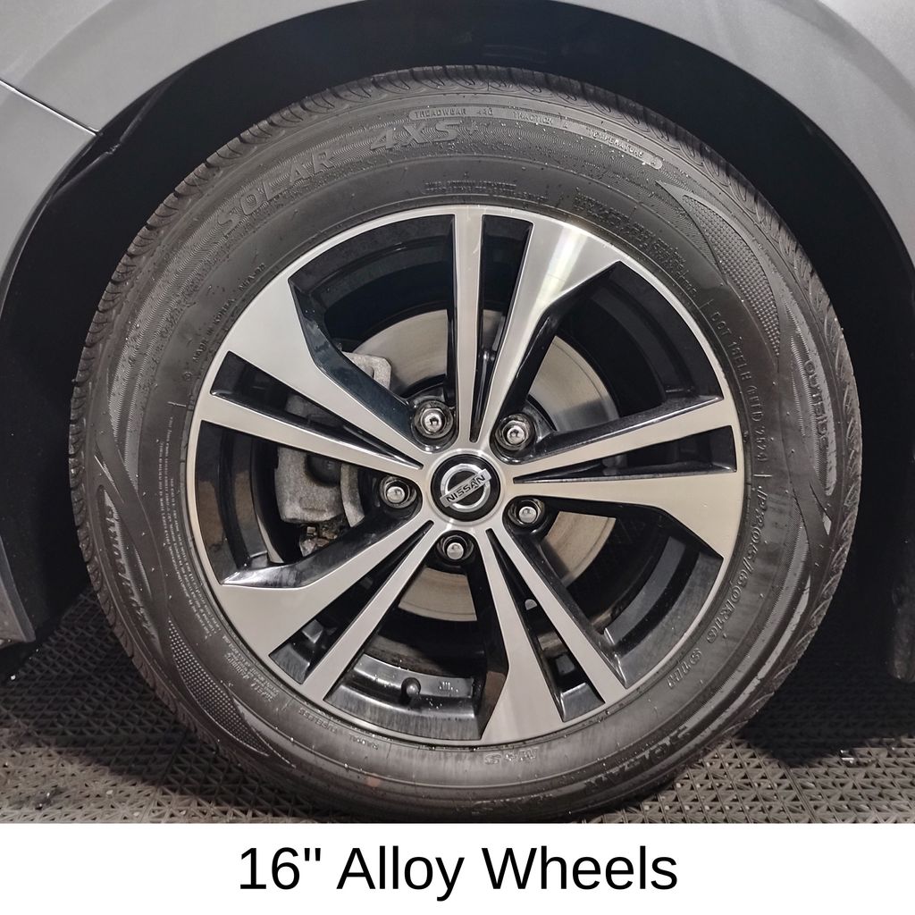 Vehicle image 12 of 33