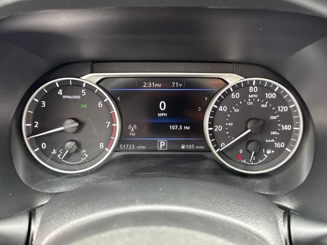 Vehicle image 9 of 24