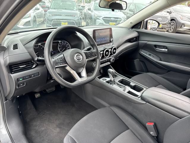 Vehicle image 7 of 24