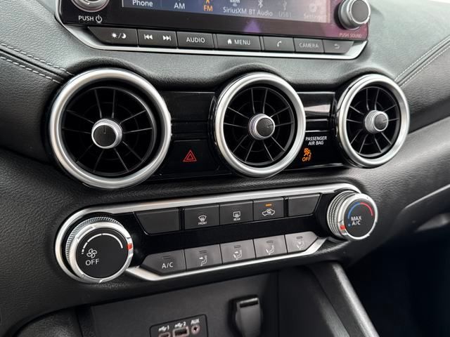 Vehicle image 13 of 24