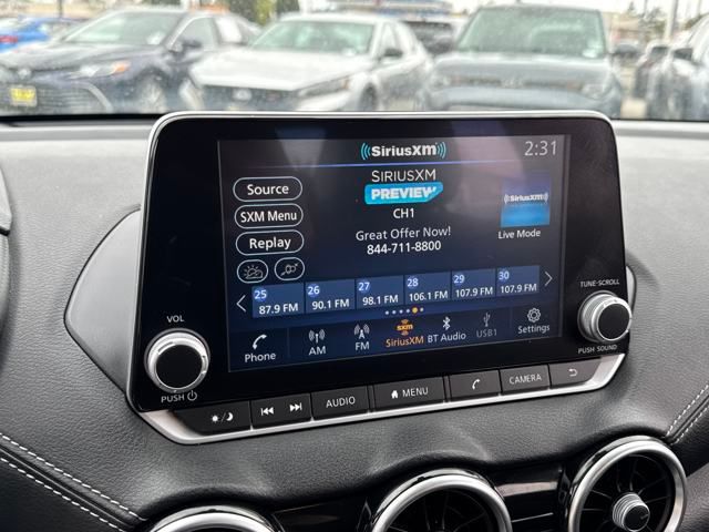 Vehicle image 10 of 24