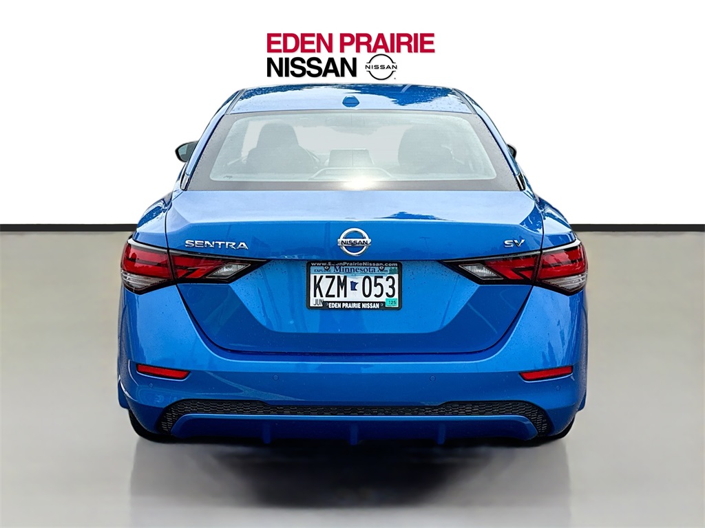 Vehicle image 6 of 26