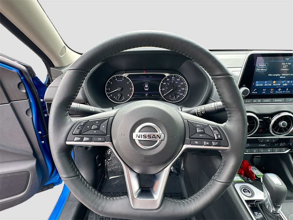 Vehicle image 25 of 26