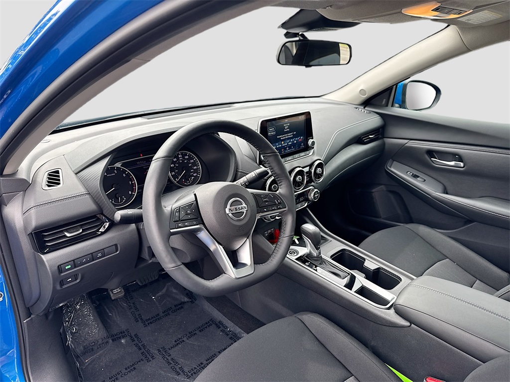 Vehicle image 16 of 26