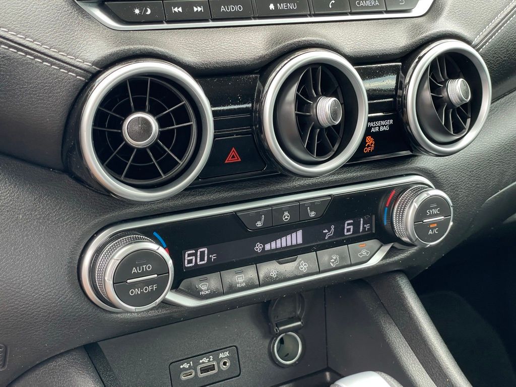 Vehicle image 16 of 30