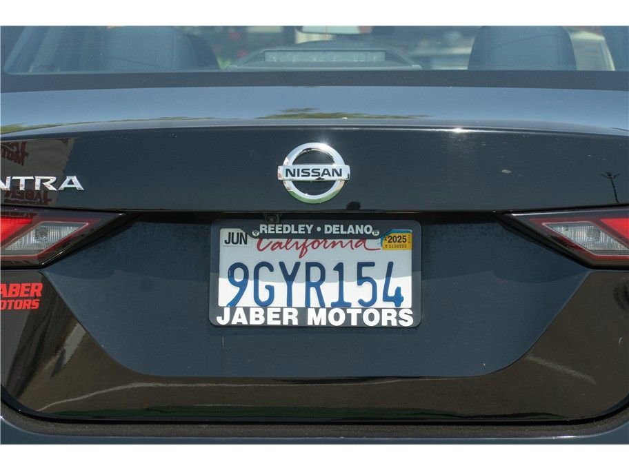 Vehicle image 20 of 24