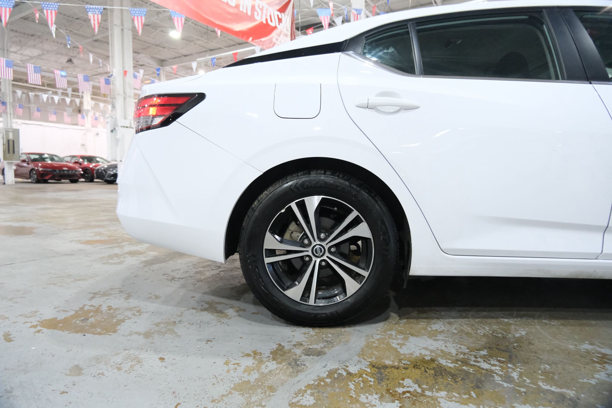 2023 Nissan Sentra SV Image 12 of 36