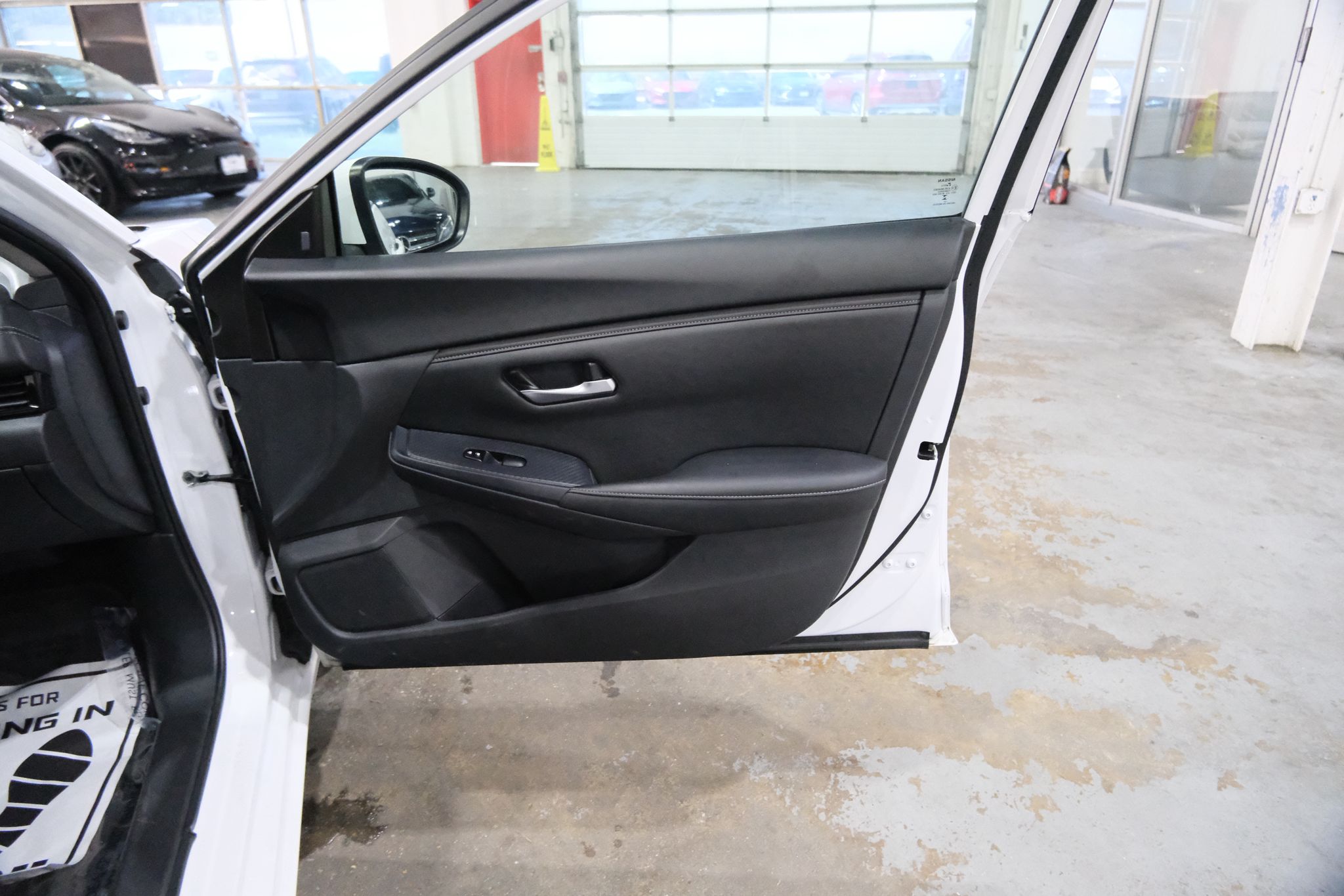 2023 Nissan Sentra SV Image 34 of 36