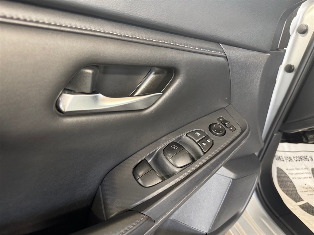 2023 Nissan Sentra SV Image 23 of 32