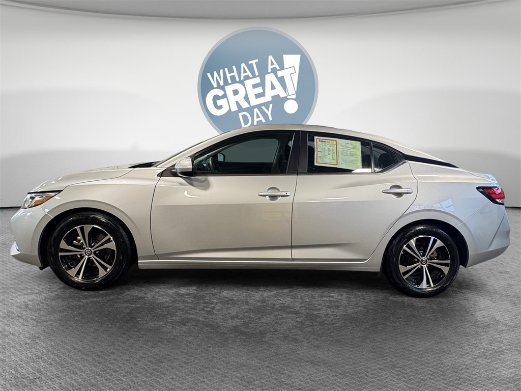 2023 Nissan Sentra SV Image 8 of 32