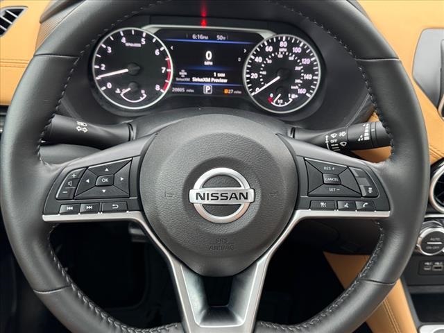 Vehicle image 19 of 25