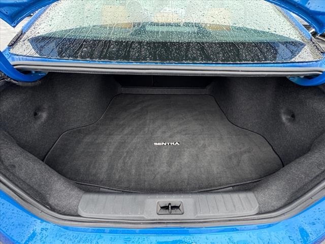 Vehicle image 22 of 25