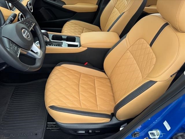 Vehicle image 10 of 25