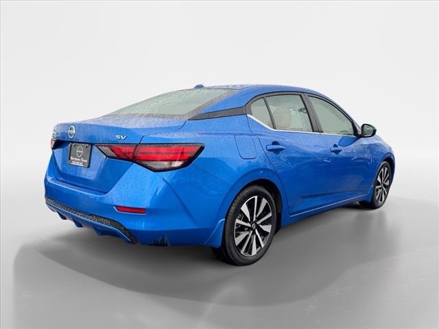 Vehicle image 5 of 25