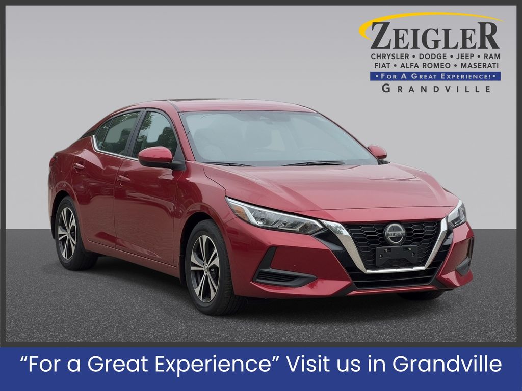 2023 Nissan Sentra SV Image 2 of 32
