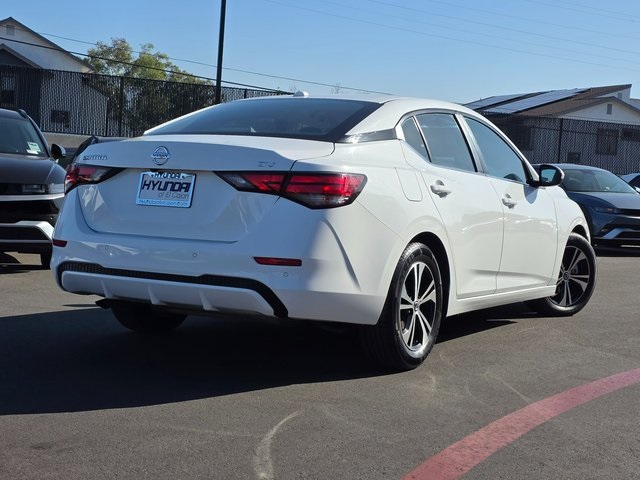Vehicle image 5 of 38