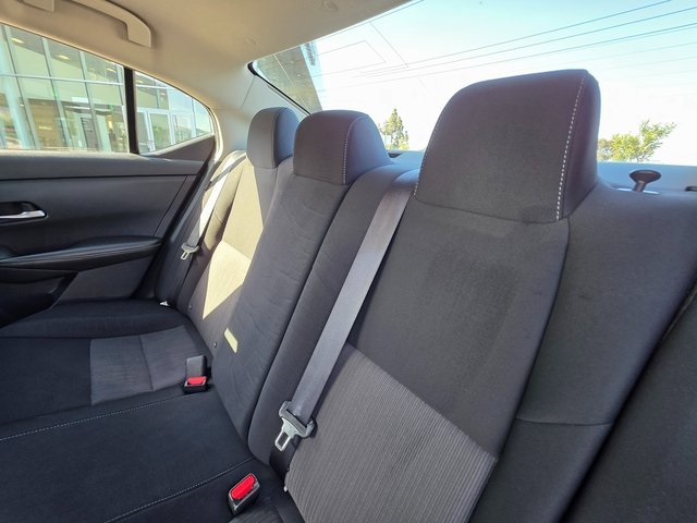 Vehicle image 12 of 38