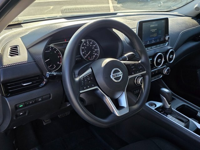 Vehicle image 18 of 38